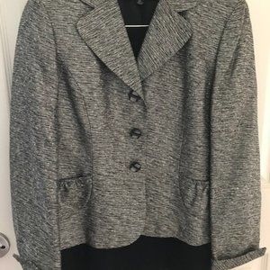 Kasper Petite Size 4 Jacket and Skirt